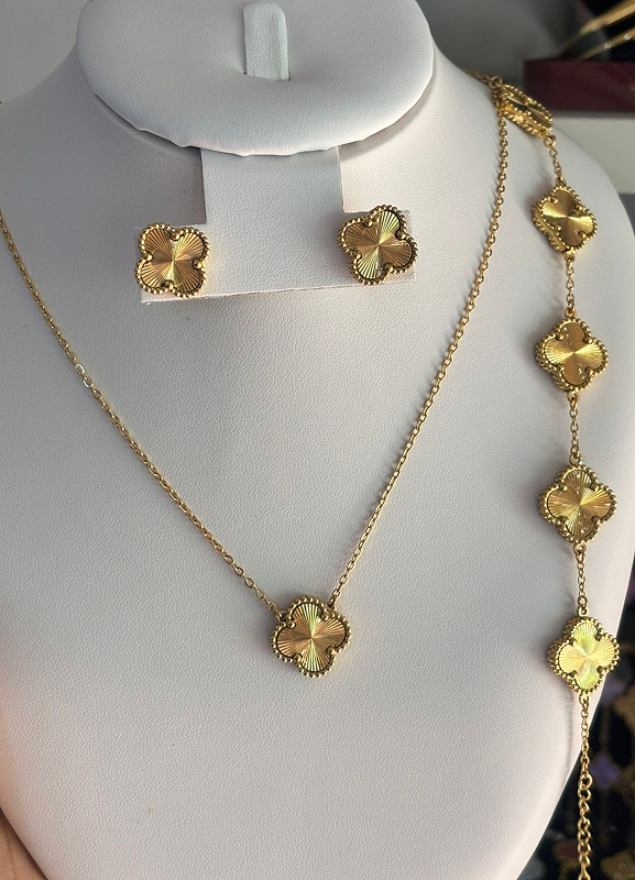Conjunto Trébol